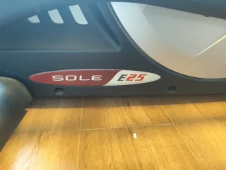 Elíptica Sole E25