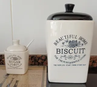 Juego de azucarero y tarro de galletas nuevo