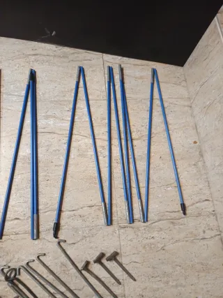 Pali per tenda da campeggio blu