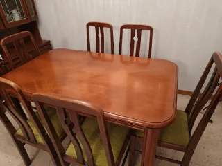 Mesa de salón de madera + 6 sillas – 140x85 cm