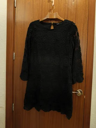 Vestido Zara  Collection encaje negro talla M