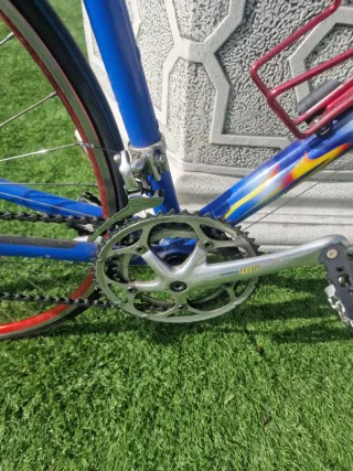 Bicicleta Oklan Aluminio 7005 en muy buen estado.