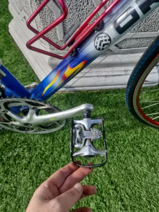 Bicicleta Oklan Aluminio 7005 en muy buen estado.