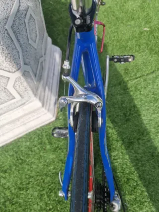 Bicicleta Oklan Aluminio 7005 en muy buen estado.