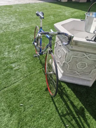 Bicicleta Oklan Aluminio 7005 en muy buen estado.