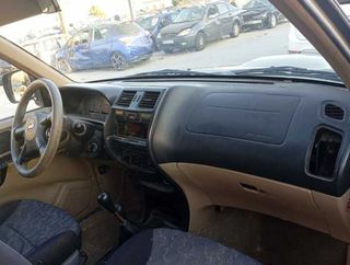 Piloto tras der nissan terrano/terrano.ii 472112