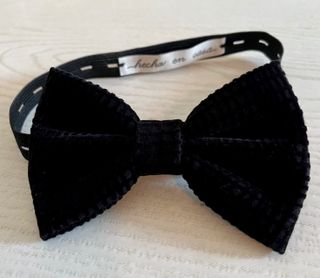 Pajarita artesanal terciopelo negro