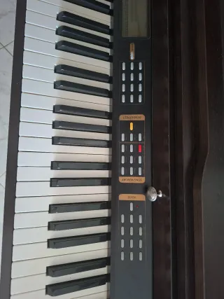 Piano STEYSON concierto