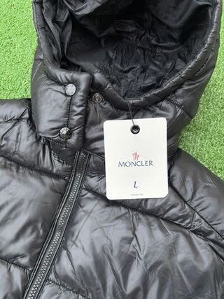 Chaquetón De Plumas Moncler Black Logo Premium