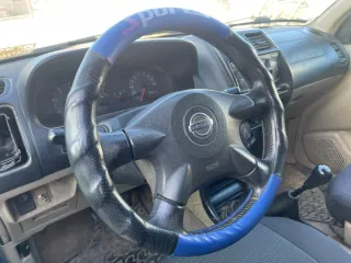 Nissan Terrano II