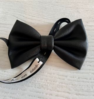 Pajarita artesanal imi-piel negra