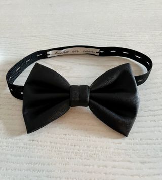 Pajarita artesanal imi-piel negra