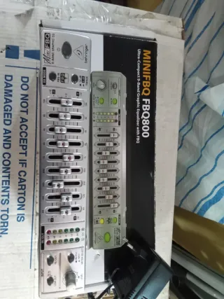 Ecualizador Behringer MINIFBQ FBQ800
