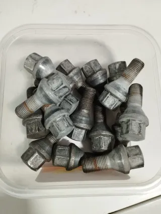 LLANTAS FIAT 500 BY DIESEL