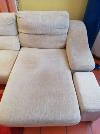 Sofá chaise longue beige