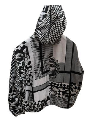 Cortavientos Versace Lujo Nuevo sin usar