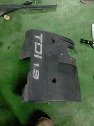 Tapa motor Audi A4 B5 1.9 TDI