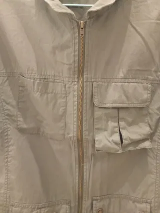 Chaleco y pantalon de senderismo y pesca