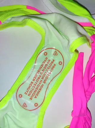 Bikini Talla 46 Verde y Rosa