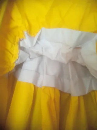 Falda flamenca blanca y amarilla con REGALO TOCA !