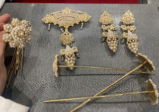 Aderezo fallero antiguo oro y perlas