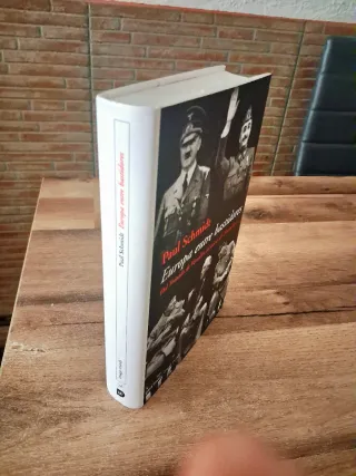 EUROPA ENTRE BASTIDORES. PAUL SCHMIDT