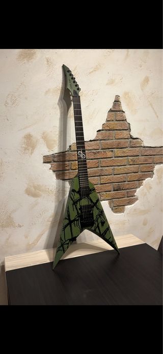 Guitarra SOLAR V1.6AOP CANIBALISMO