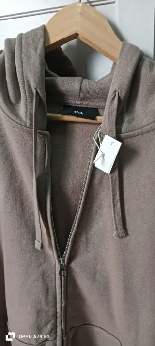 Sudadera H&M Beige con Cremallera