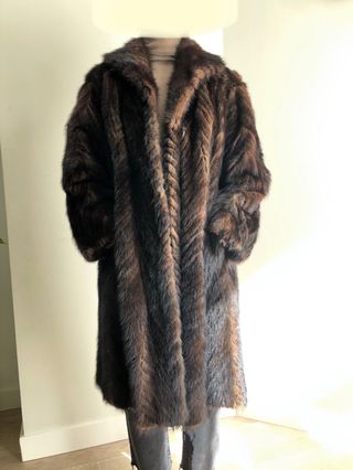 Abrigo largo de pelo tipo visón
