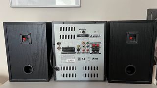 Minicadena Supratech USB, CD, Radio y TV