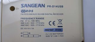 Radio Digital Portátil Sangean PR-D14