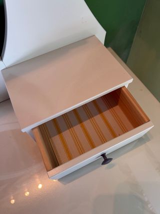 Tocador Blanco con Espejo y Cajones