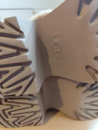 Botas UGG Esmee Marrones