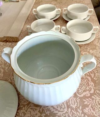 Juego de consomé de porcelana