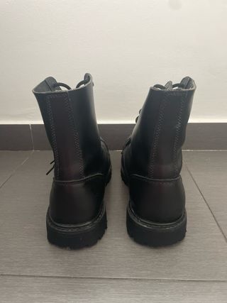 Botas Brandit Phantom 10 Agujeros Negras