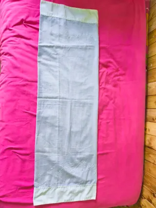 Juego 2 Sábanas Cama 105cm Azul y Blanco.