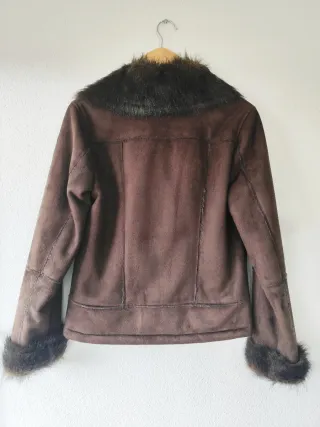 Cazadora ANTEA marrón con pelo