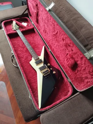 Aria Pro II ZZ Custom 1986 japonesa