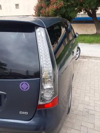 Mitsubishi Grandis 2007