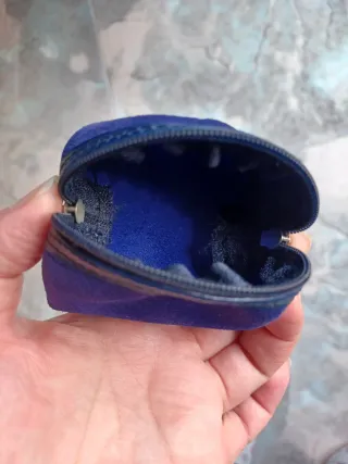 Monedero de terciopelo