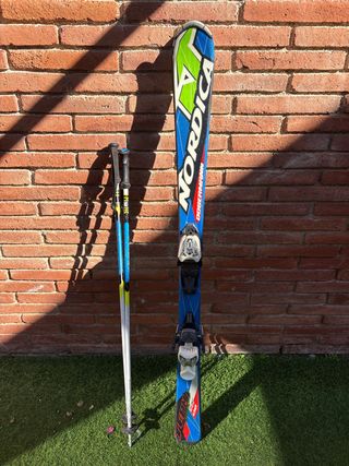 Esquís Nordica con bastones