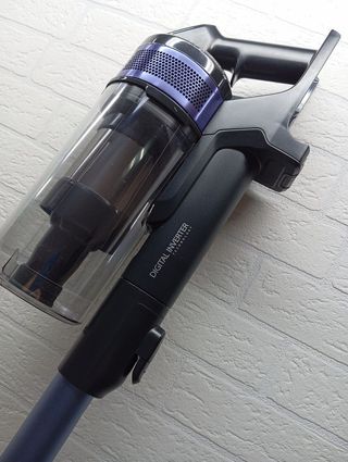 Aspiradora de mano SAMSUNG VS15A6031R4