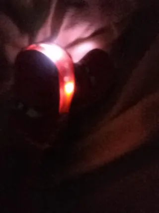 Zuecos estilo crocs con luces LED talla 25/26