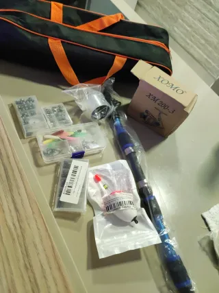 Caña de pescar infantil y accesorios