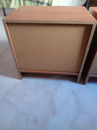 Mesita de Noche Madera y Metal