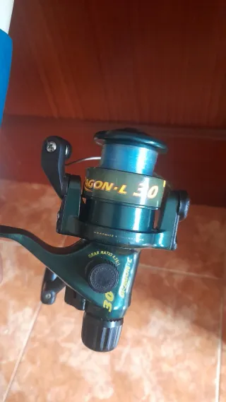 Caña de pescar SANCTITY con carrete