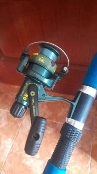 Caña de pescar SANCTITY con carrete