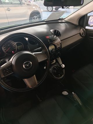 OPORTUNIDAD –Mazda2 Gasolina – 2013 – 37.500 Km.