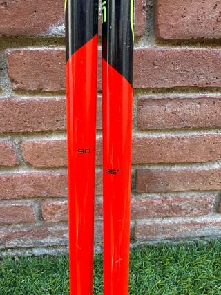 Palos de esquí Leki rojos