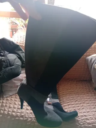 Stivali Albano in camoscio neri e grigi